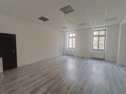 Pronájem kanceláře, 71 m²