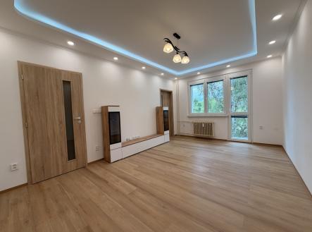 Pronájem bytu, 3+1, 74 m²