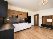 Pronájem bytu, 2+kk, 5 454 m²