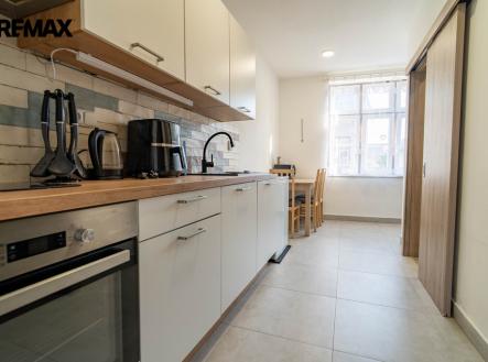 Pronájem bytu, 2+kk, 27 m² obrázek