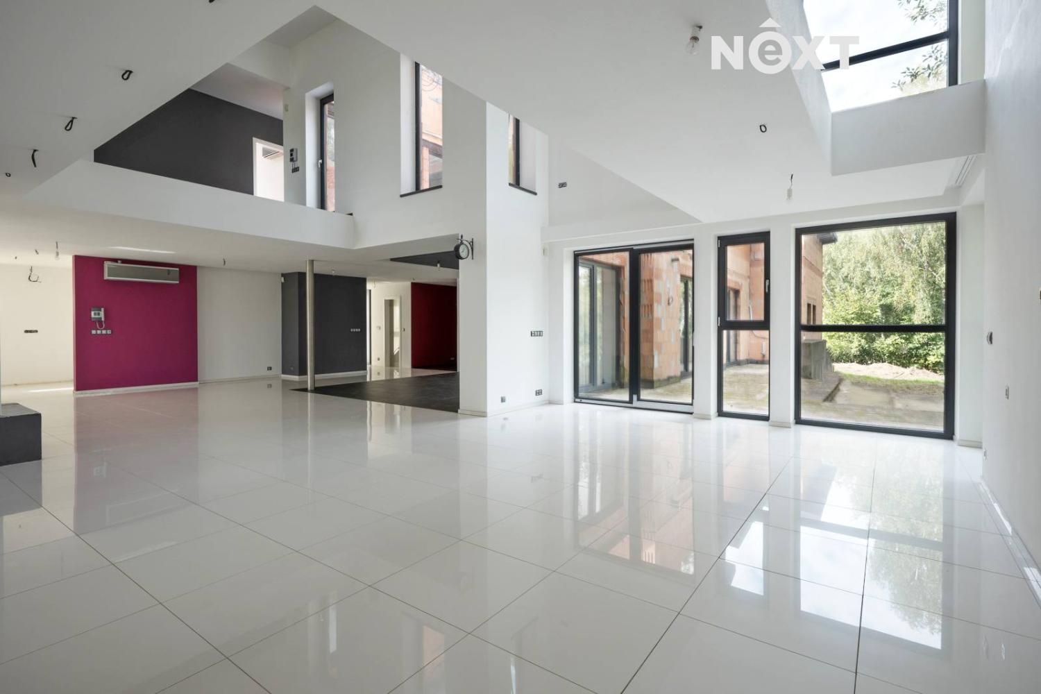 Prodej Rodinný dům, 327㎡