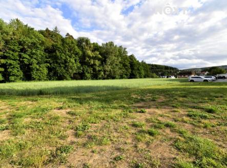 Prodej pozemku pro komerční výstavbu, 4 449 m²