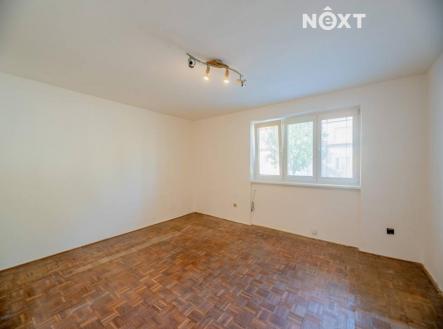 Prodej bytu, 1+1, 61 m²