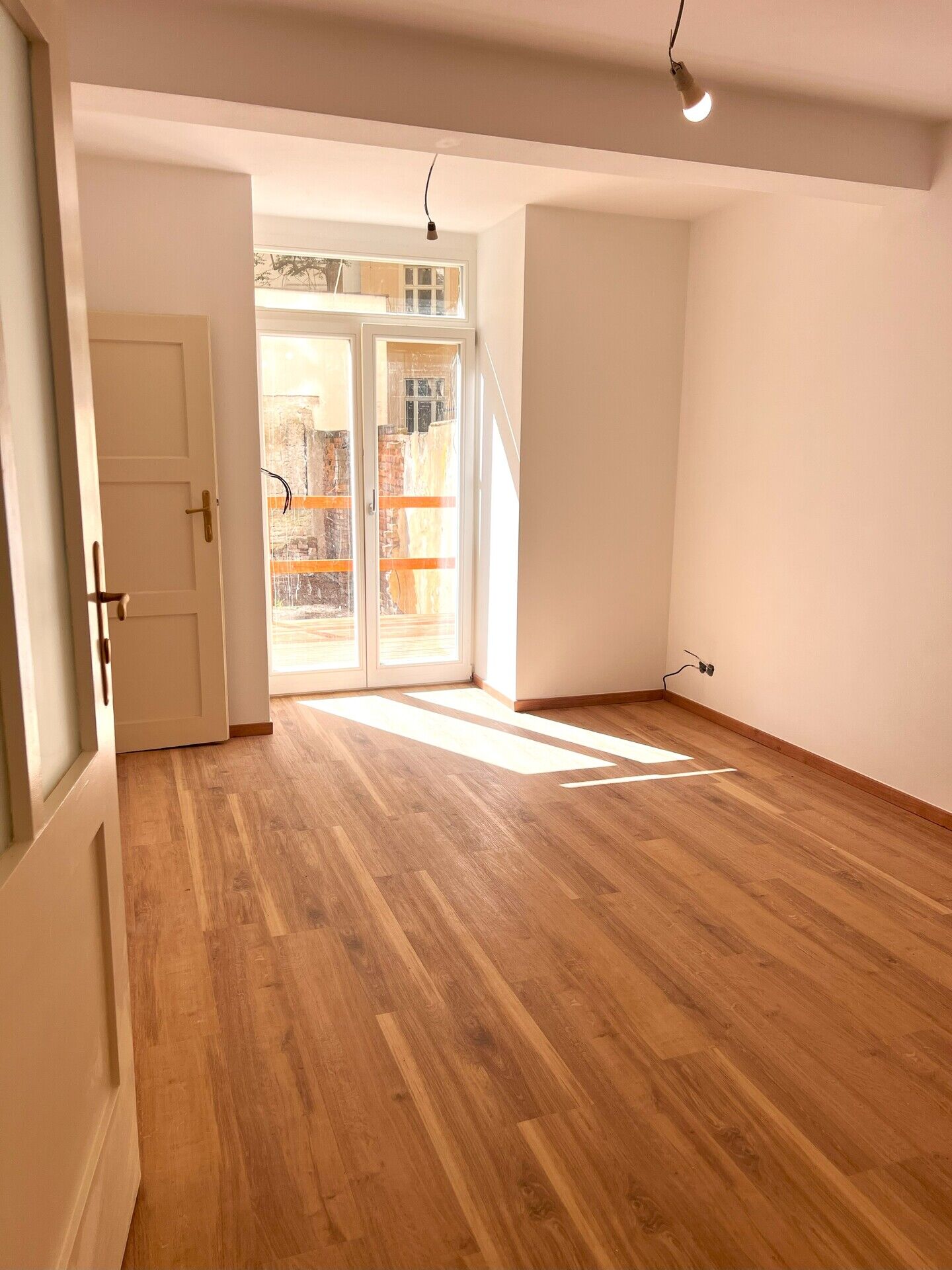 Pronájem prostoru 1+kk, 31 m²