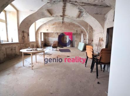 Pronájem skladovací prostor, 108 m²