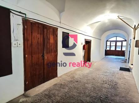 Pronájem obchodní prostory, 70 m²