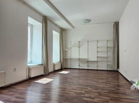 Pronájem skladu, 48 m²