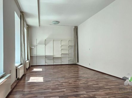 Pronájem skladu, 48 m²