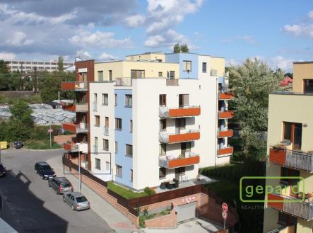 Pronájem bytu, 3+kk, 61 m²