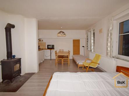 Pronájem bytu, 1+kk, 37 m²