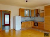 Pronájem bytu, 3+kk, 84 m²