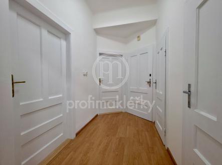 Pronájem domu/vily, 165 m²