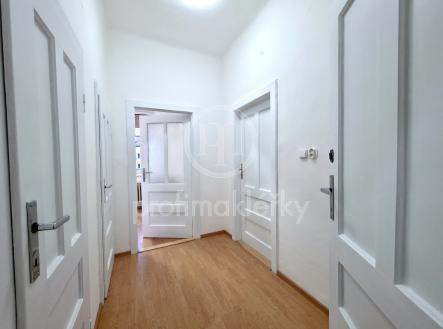 Pronájem domu/vily, 165 m²