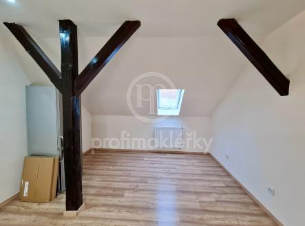 Pronájem bytu, 2+kk, 49 m²
