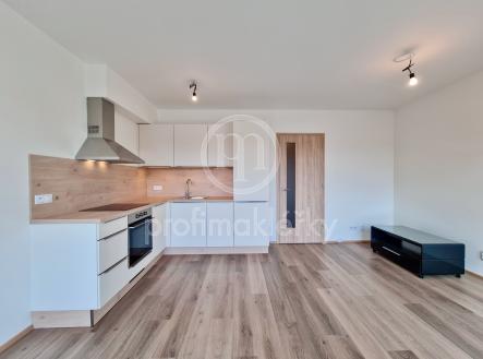 Pronájem bytu, 1+kk, 33 m²