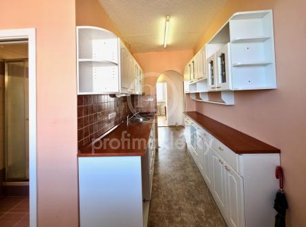 Prodej bytu, 3+1, 77 m²