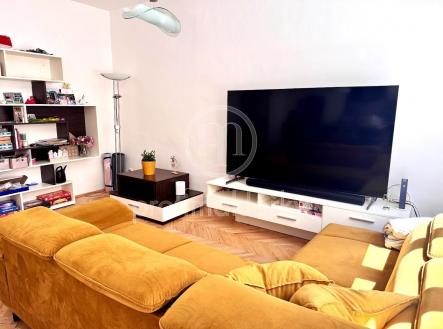 Pronájem bytu, 3+kk, 76 m²