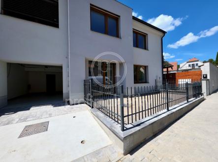 Prodej bytu, 2+kk, 107 m²