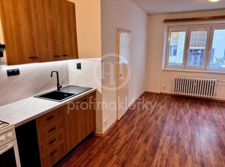 Pronájem bytu, 2+kk, 50 m²