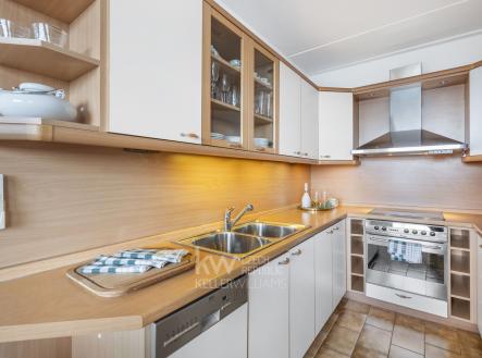 Prodej bytu, 4+1, 99 m²