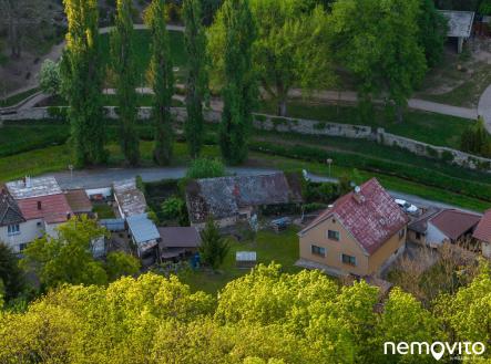 Prodej - pozemek pro bydlení, 342 m²