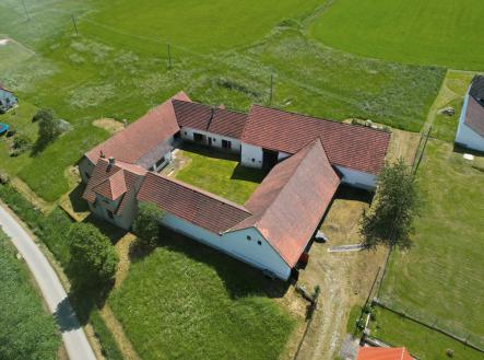 Prodej - chata/rekreační objekt, 744 m²