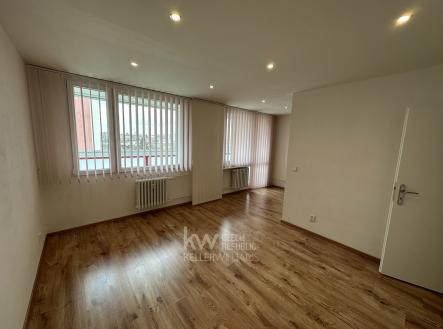 Pronájem bytu, 1+kk, 30 m²