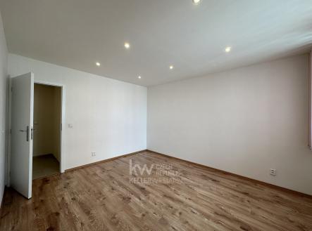 Pronájem bytu, 1+kk, 30 m²