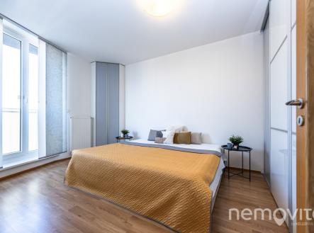 Pronájem bytu, 2+kk, 58 m²