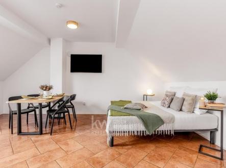 Prodej - hotel, 39 m²