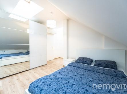 Pronájem bytu, 2+kk, 84 m²