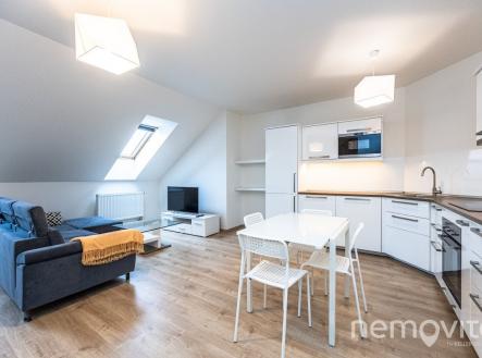 Pronájem bytu, 2+kk, 84 m² obrázek