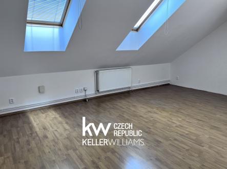 Pronájem - kanceláře, 39 m²