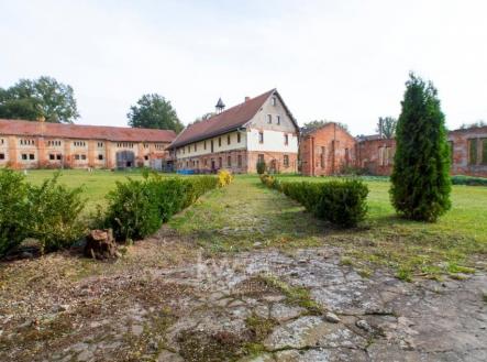 Prodej komerčního objektu, jiný, 570 m²