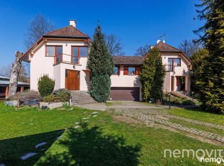 Pronájem - dům/vila, 125 m²