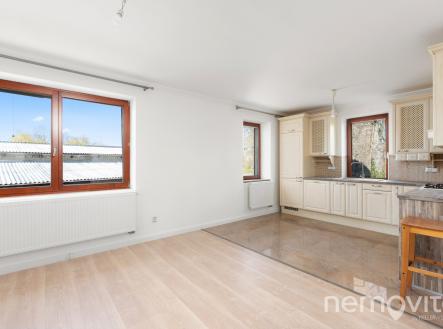 Pronájem - dům/vila, 125 m²