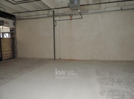 Pronájem - obchodní prostor, 119 m²