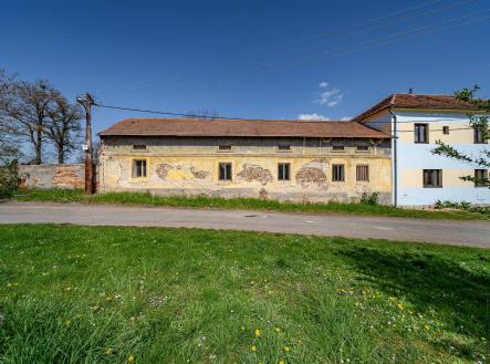 Prodej - obchodní prostor, 105 m²