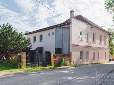 Prodej - hotel, 900 m²
