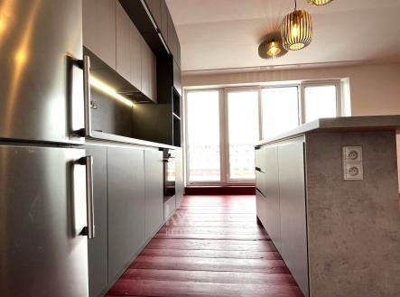 Pronájem bytu, 2+kk, 81 m² obrázek