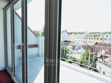 Pronájem bytu, 2+kk, 81 m²