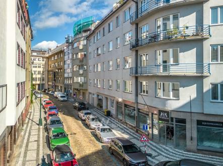 Prodej bytu, 3+kk, 100 m²