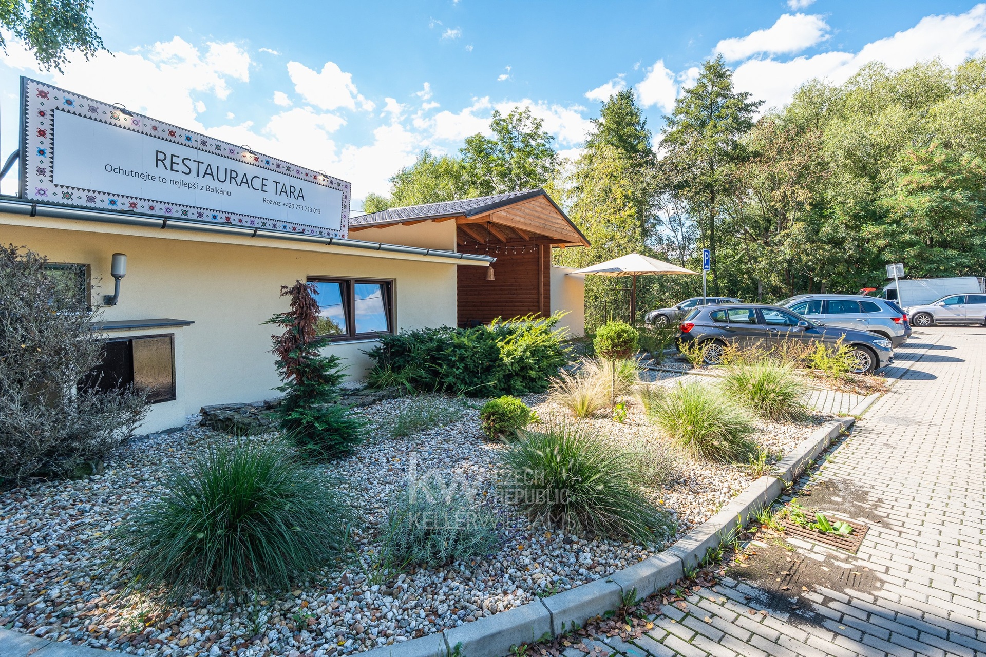 restaurace Psáry-Dolní Jirčany-pozemek k občanskému užití (22)