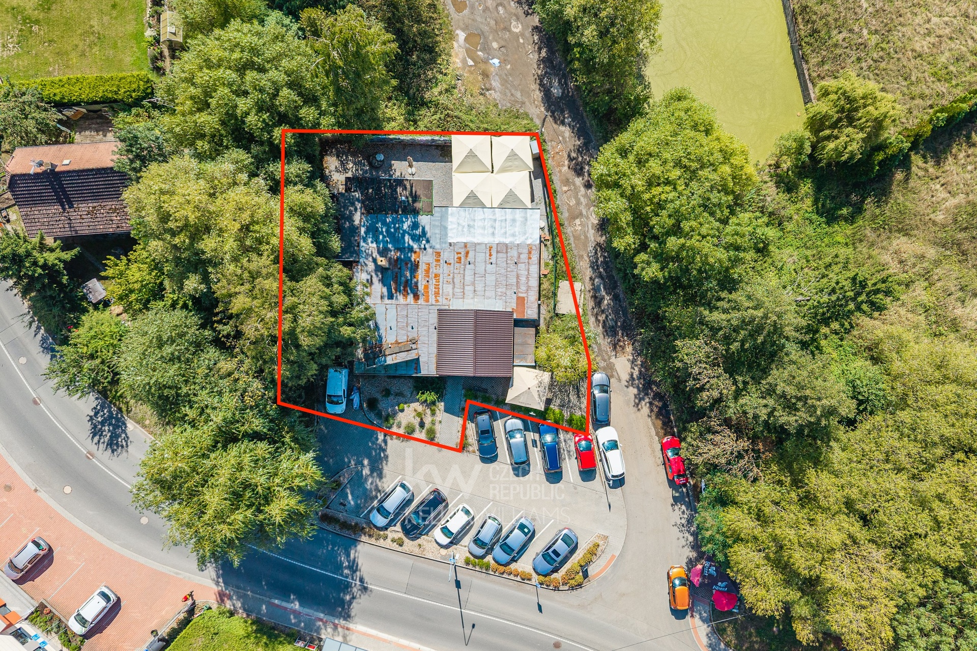 restaurace Psáry-Dolní Jirčany-pozemek k občanskému užití (3)