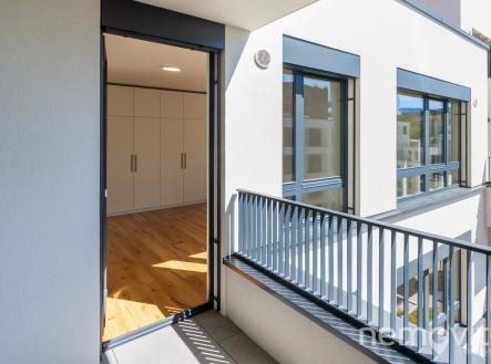 Pronájem bytu, 2+kk, 67 m²