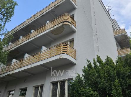 Prodej nájemního domu, 2 000 m²