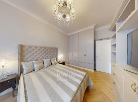 Pronájem bytu, 2+1, 91 m²