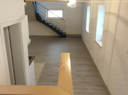 Pronájem bytu, 4+kk, 93 m²