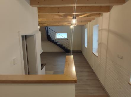 Pronájem bytu, 4+kk, 93 m²