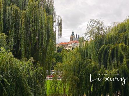 Pronájem bytu, 3+1, 125 m²